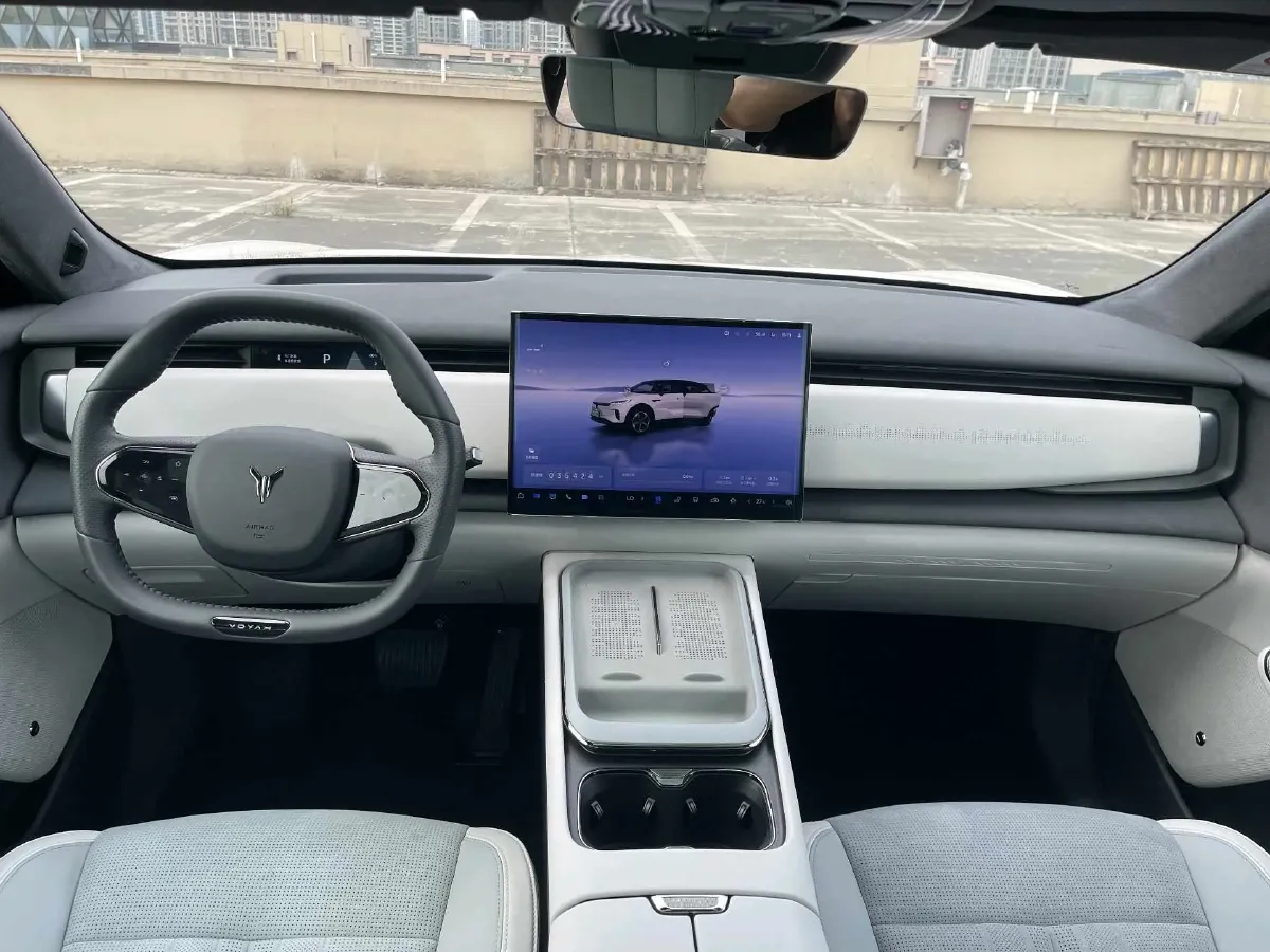 2024 Voyah ZhiYin BEV 79KWH,autocango,china used car exporter,china ev exporter,chinese used car exporter,chinese used ev exporter