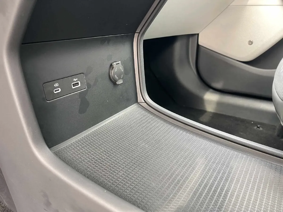 2024 Voyah ZhiYin BEV 79KWH,autocango,china used car exporter,china ev exporter,chinese used car exporter,chinese used ev exporter