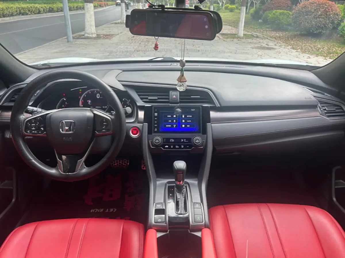 2021 Honda Civic 1.5T 177HP L4 CVT,autocango,china used car exporter,china ev exporter,chinese used car exporter,chinese used ev exporter