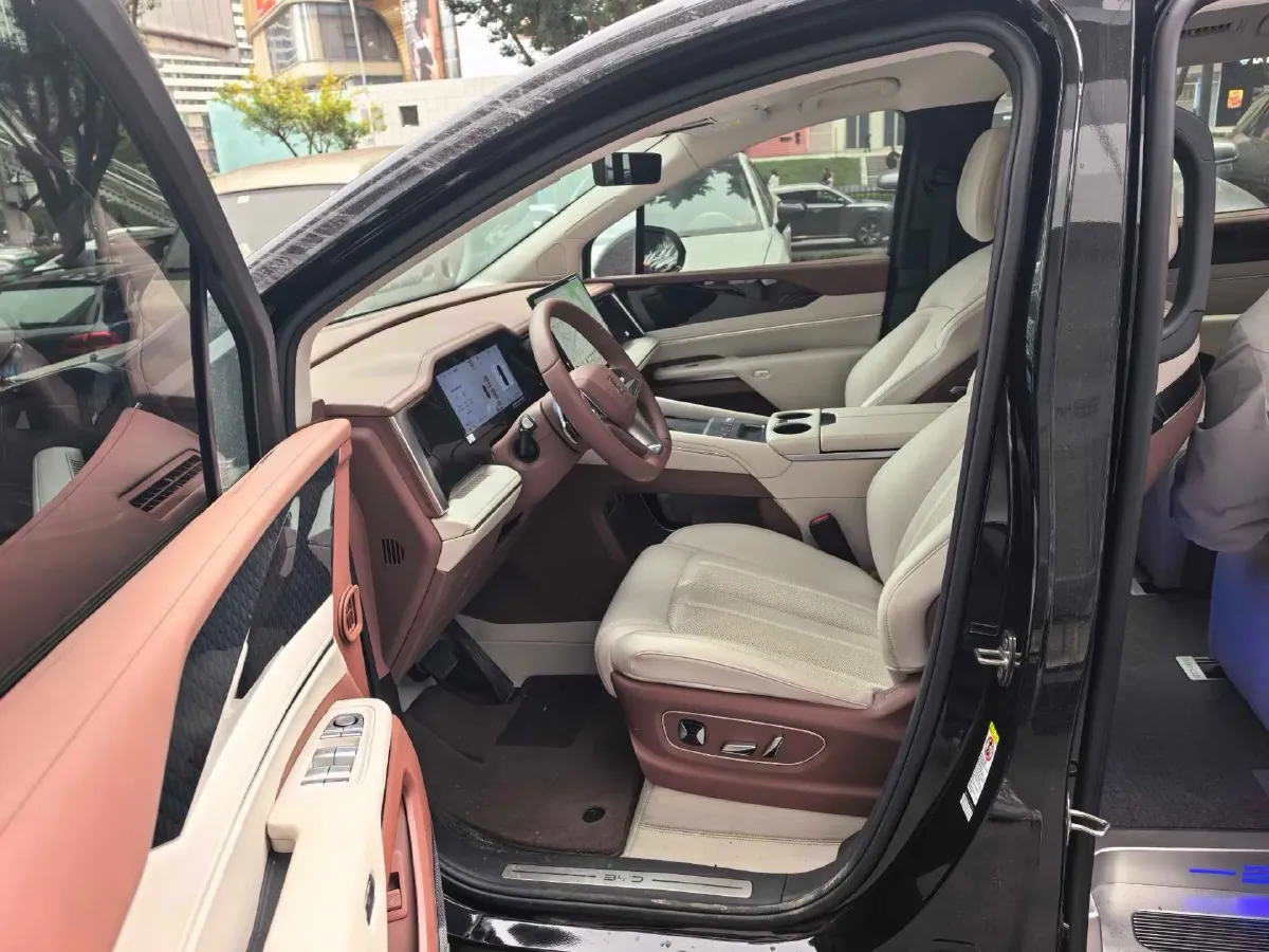 2025 BYD Xia 1.5T 156HP L4 E-CVT PHEV 36.6KWH,autocango,china used car exporter,china ev exporter,chinese used car exporter,chinese used ev exporter