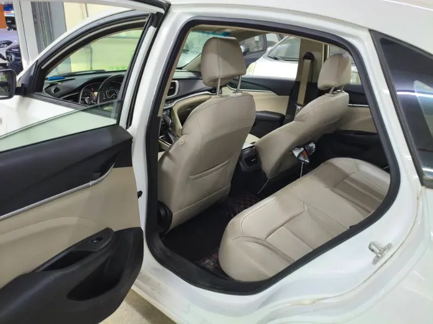 2019 Buick Excelle 1.0T 125HP L3 6DCT,autocango,china used car exporter,china ev exporter,chinese used car exporter,chinese used ev exporter