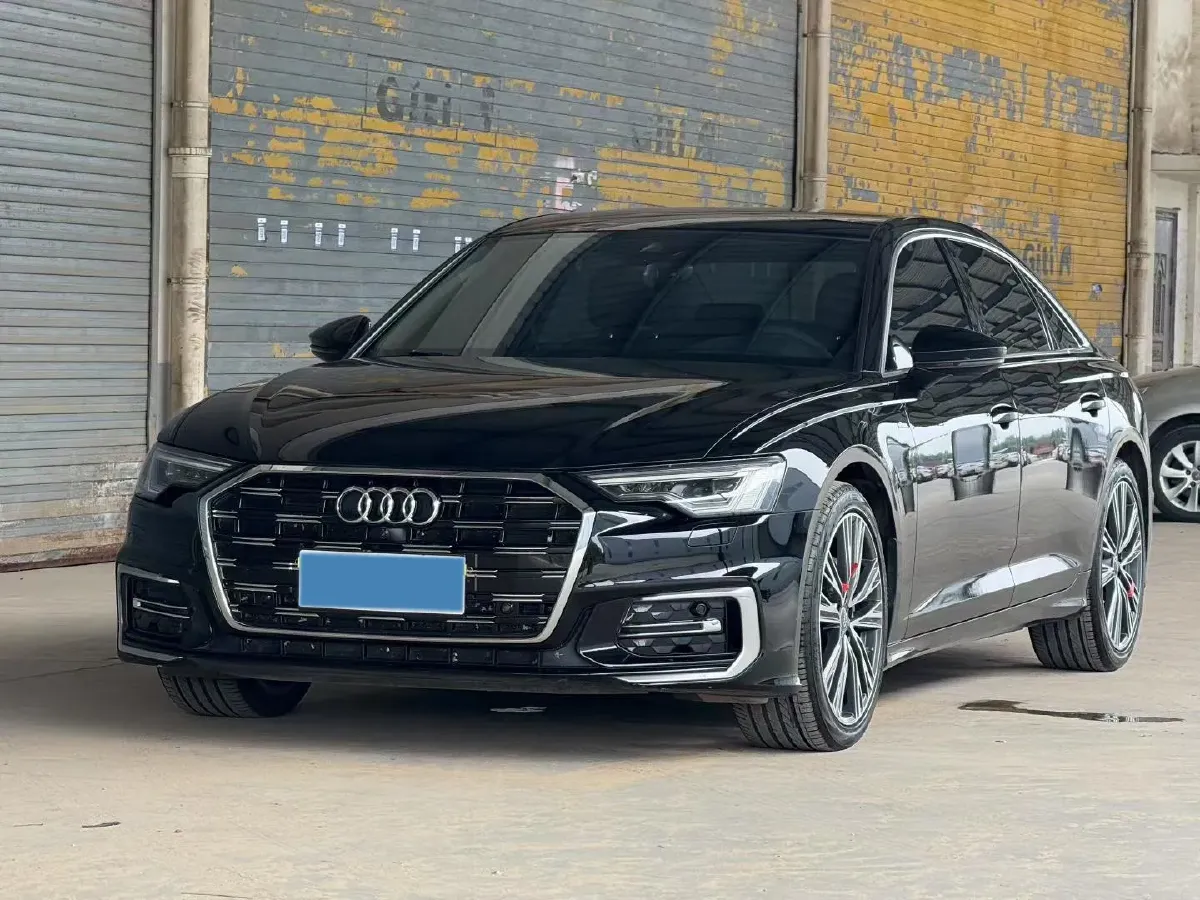 2023 Audi A6L 2.0T 190HP L4 7DCT,autocango,china used car exporter,china ev exporter,chinese used car exporter,chinese used ev exporter