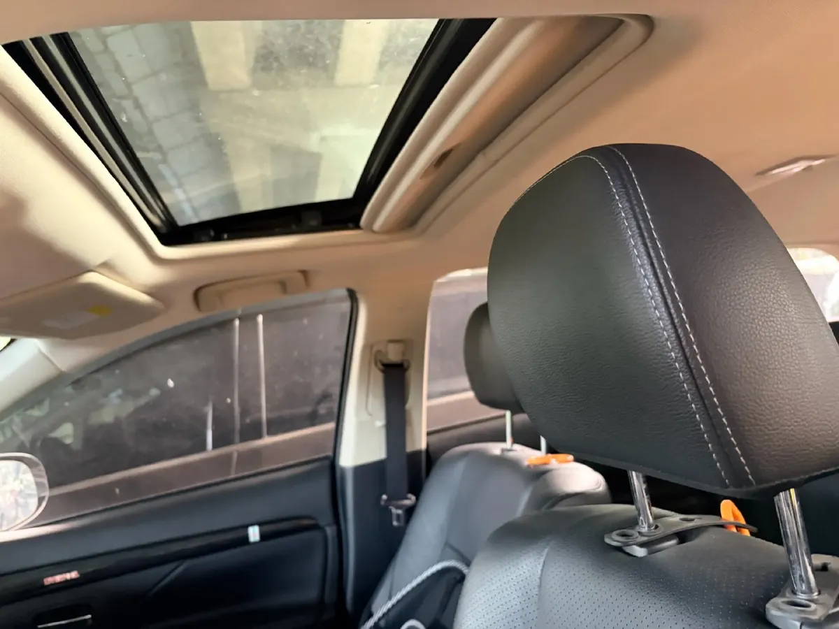 2018 Mitsubishi Outlander 2.0L 166HP L4 CVT,autocango,china used car exporter,china ev exporter,chinese used car exporter,chinese used ev exporter