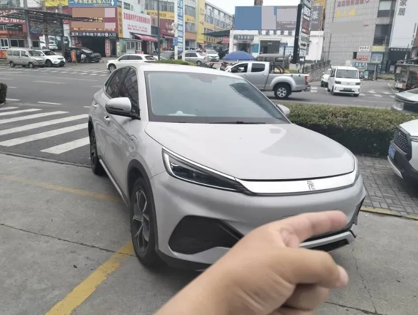 2022 Hycan Z03 BEV 64.23KWH,autocango,china used car exporter,china ev exporter,chinese used car exporter,chinese used ev exporter