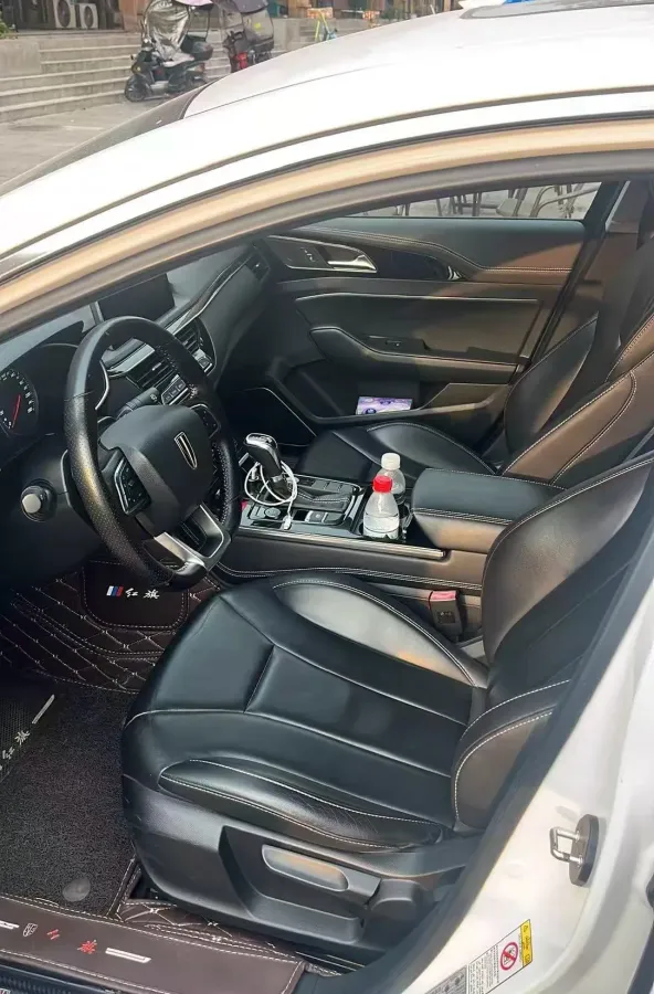 2020 HongQi H5 1.8T 197HP L4 6AT,autocango,china used car exporter,china ev exporter,chinese used car exporter,chinese used ev exporter