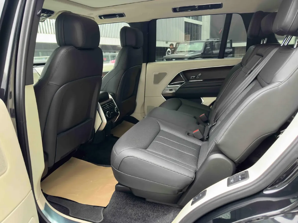 2023 Land Rover Range Rover 3.0T 400HP L6 8AT,autocango,china used car exporter,china ev exporter,chinese used car exporter,chinese used ev exporter