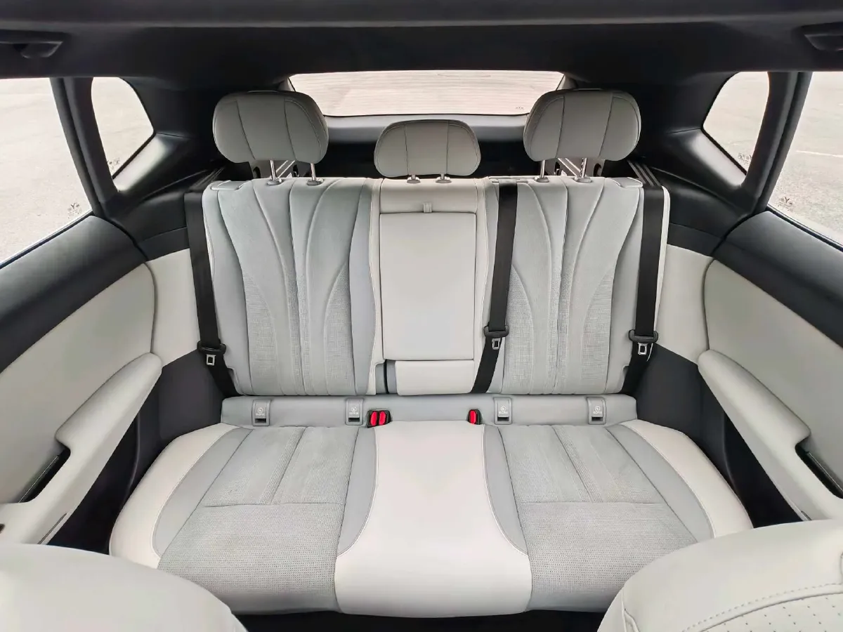2024 Voyah ZhiYin BEV 79KWH,autocango,china used car exporter,china ev exporter,chinese used car exporter,chinese used ev exporter