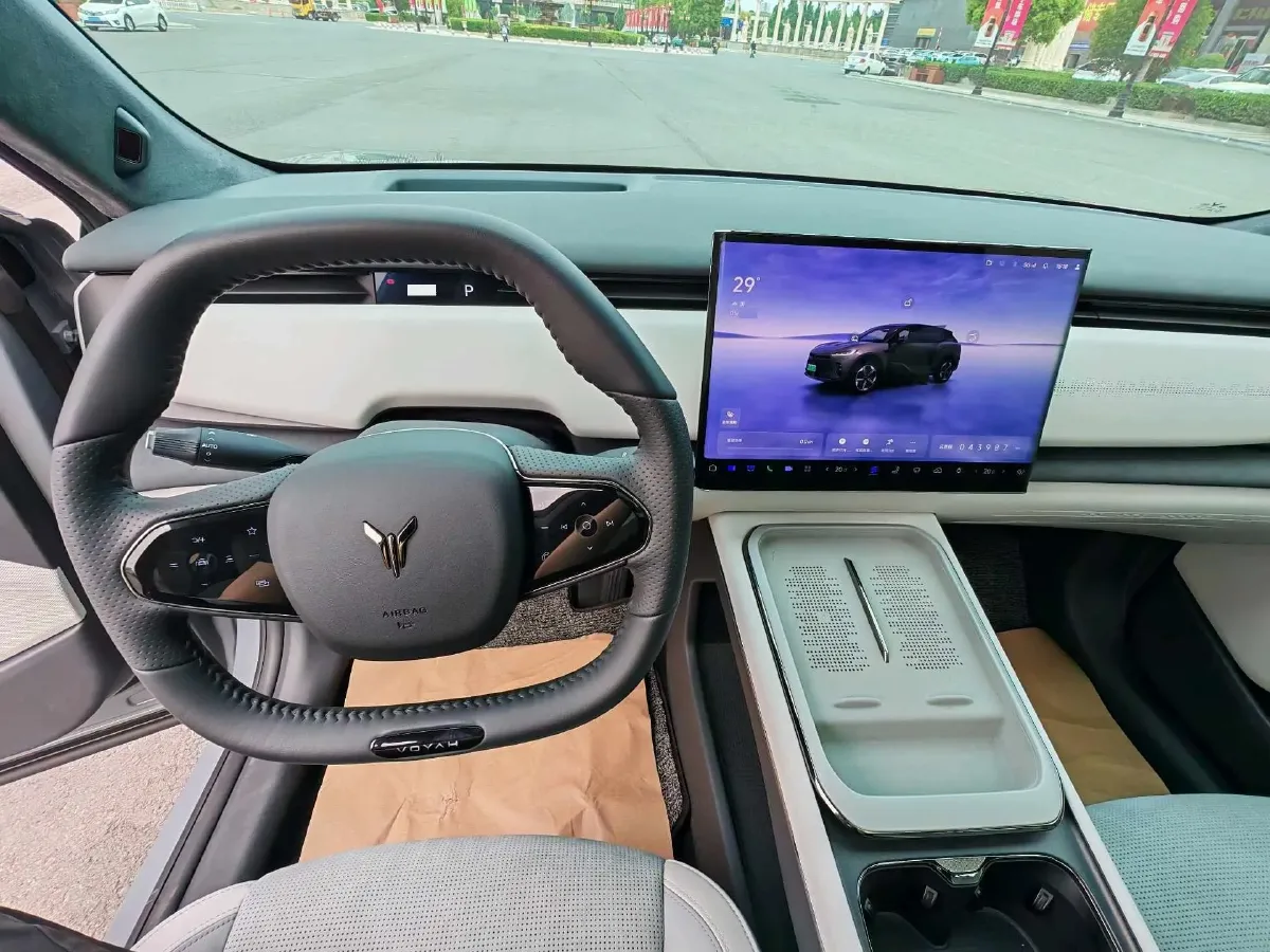 2024 Voyah ZhiYin BEV 79KWH,autocango,china used car exporter,china ev exporter,chinese used car exporter,chinese used ev exporter