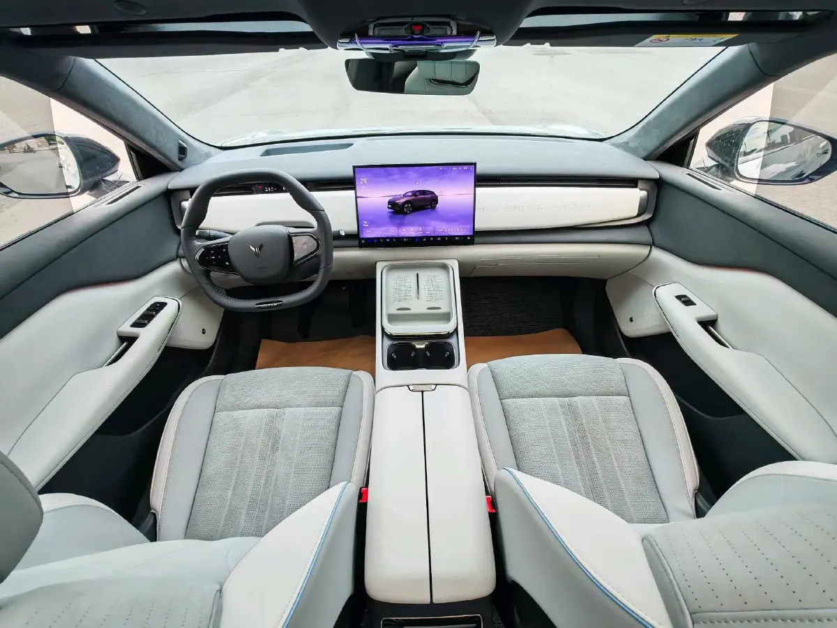 2024 Voyah ZhiYin BEV 79KWH,autocango,china used car exporter,china ev exporter,chinese used car exporter,chinese used ev exporter