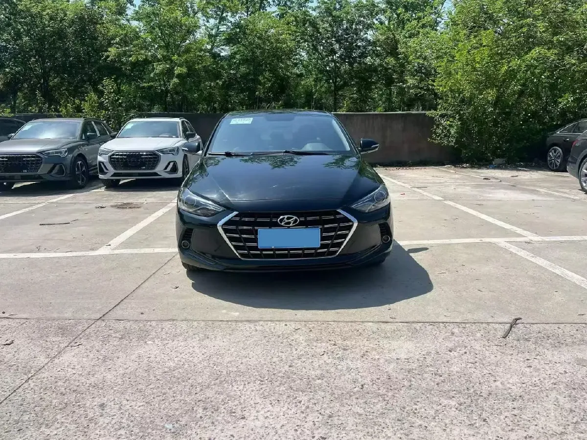 2019 Hyundai Elantra 1.5L 115HP L4 CVT,autocango,china used car exporter,china ev exporter,chinese used car exporter,chinese used ev exporter