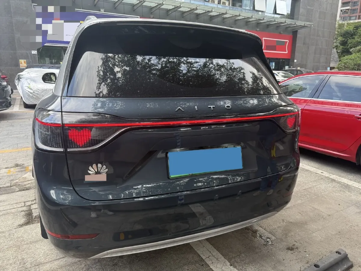 2024 AITO AITO M9 1.5T 152HP L4 REEV 42KWH,autocango,china used car exporter,china ev exporter,chinese used car exporter,chinese used ev exporter