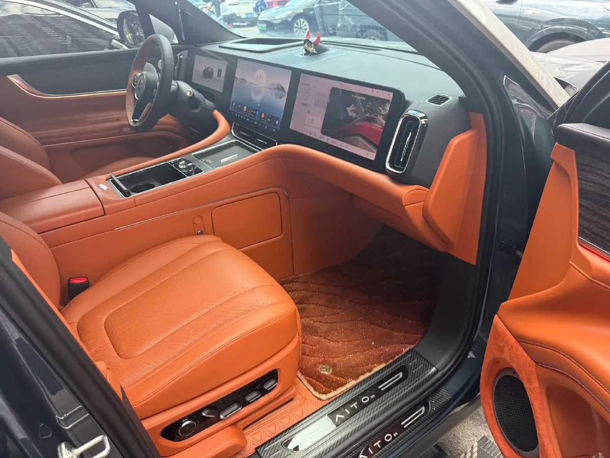2024 AITO AITO M9 1.5T 152HP L4 REEV 42KWH,autocango,china used car exporter,china ev exporter,chinese used car exporter,chinese used ev exporter