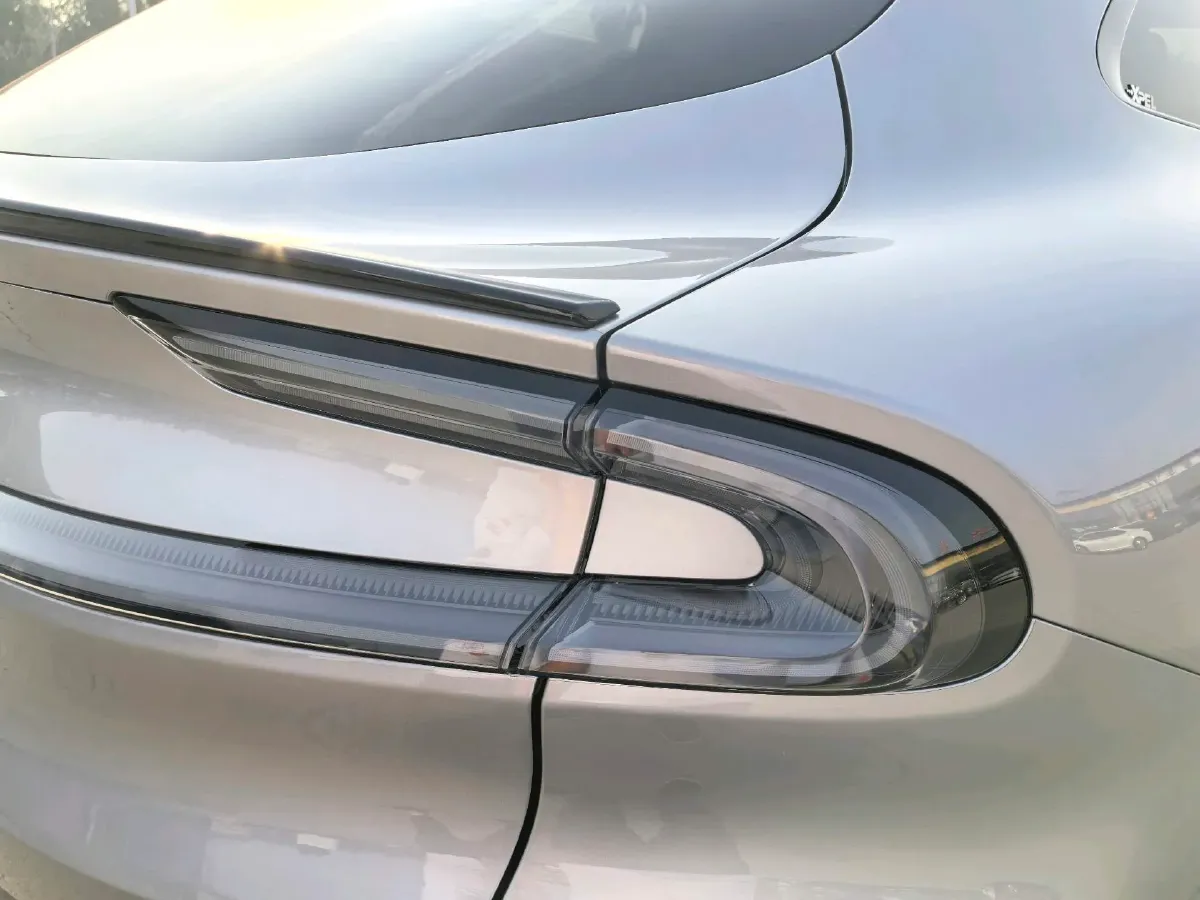 2025 MI YU7 BEV 96.3KWH,autocango,china used car exporter,china ev exporter,chinese used car exporter,chinese used ev exporter