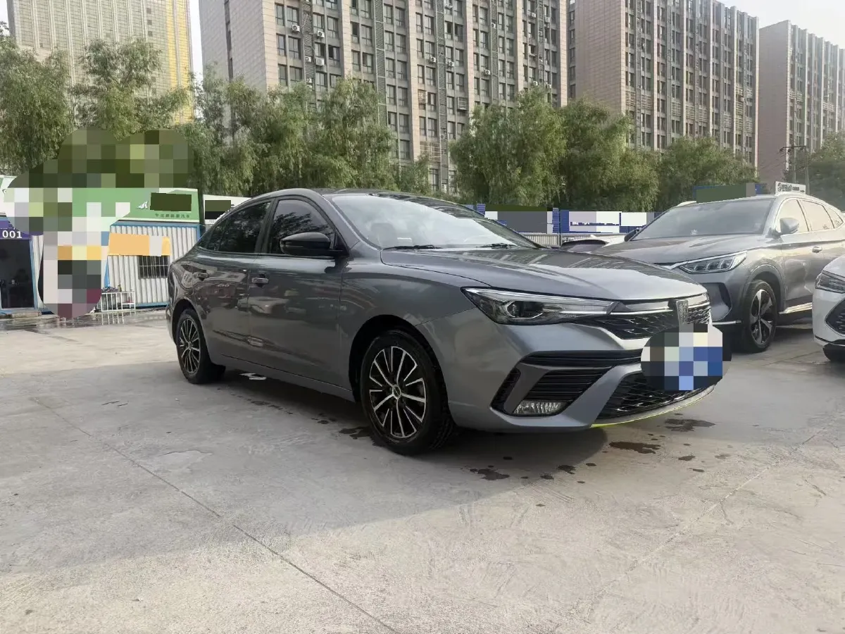 2021 Roewe i5 1.5L 120HP L4 CVT,autocango,china used car exporter,china ev exporter,chinese used car exporter,chinese used ev exporter