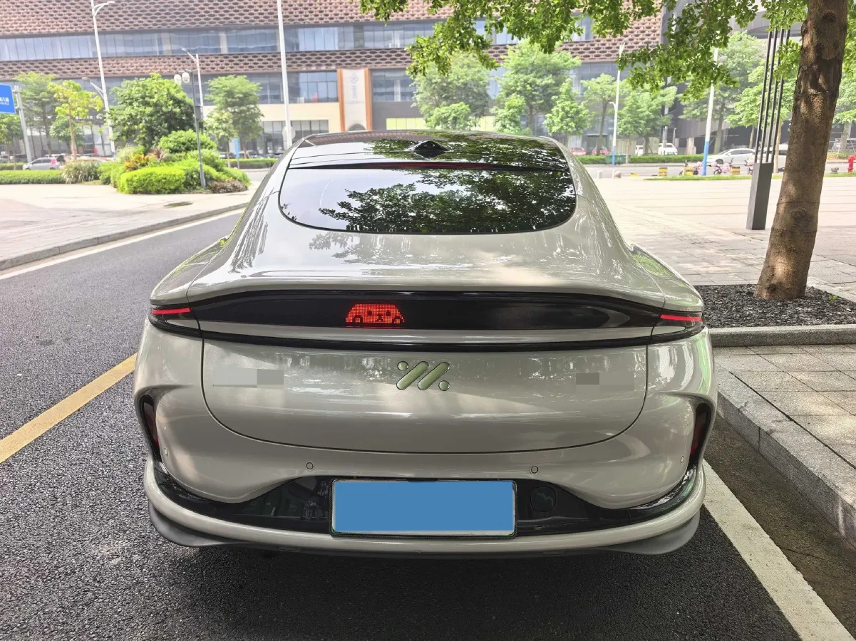2024 IM L6 BEV 75KWH,autocango,china used car exporter,china ev exporter,chinese used car exporter,chinese used ev exporter