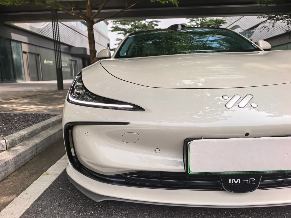 2024 IM L6 BEV 75KWH,autocango,china used car exporter,china ev exporter,chinese used car exporter,chinese used ev exporter