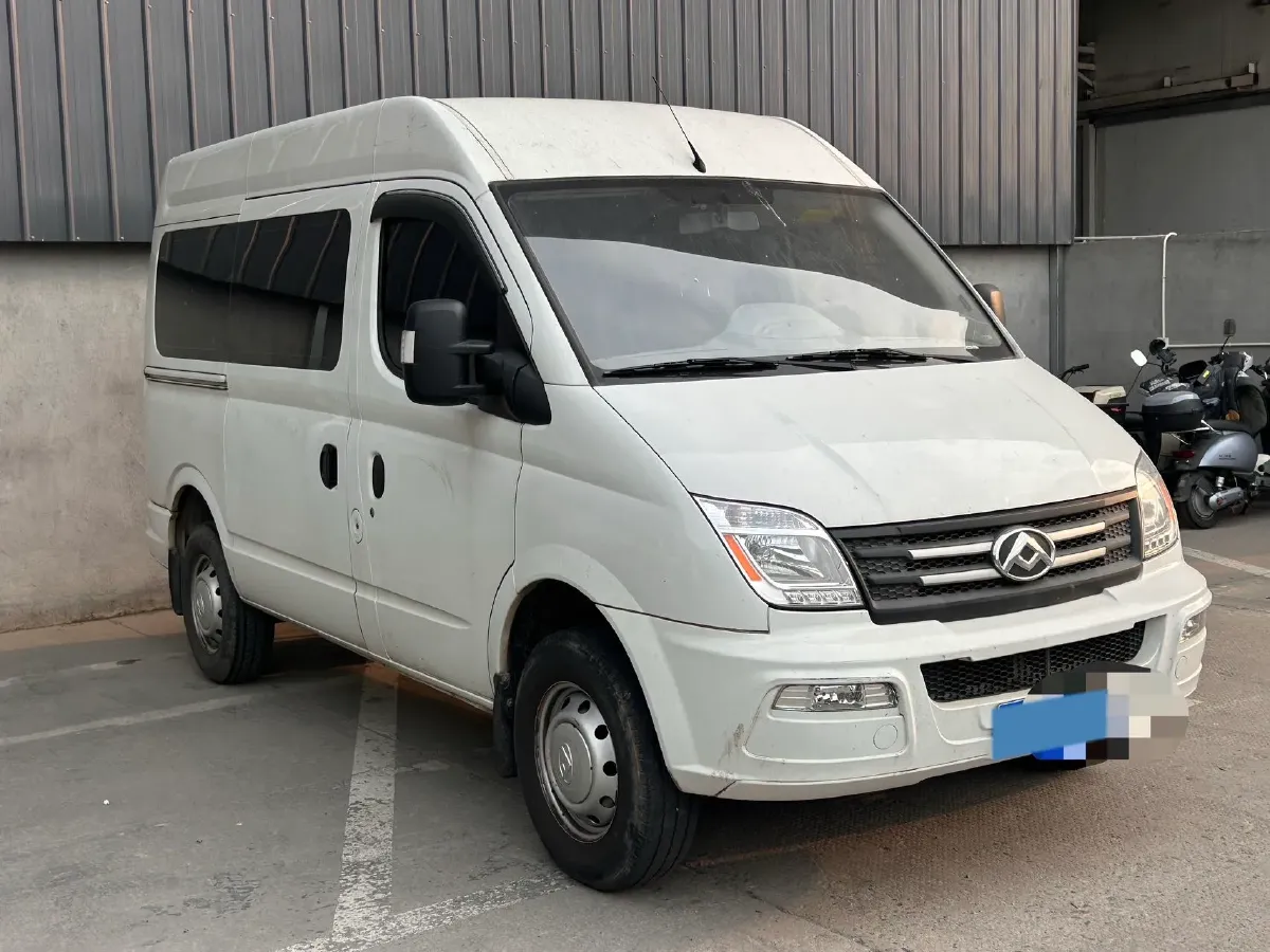 2021 MAXUS XinTu V80 2.0T 127HP L4 6MT,autocango,china used car exporter,china ev exporter,chinese used car exporter,chinese used ev exporter