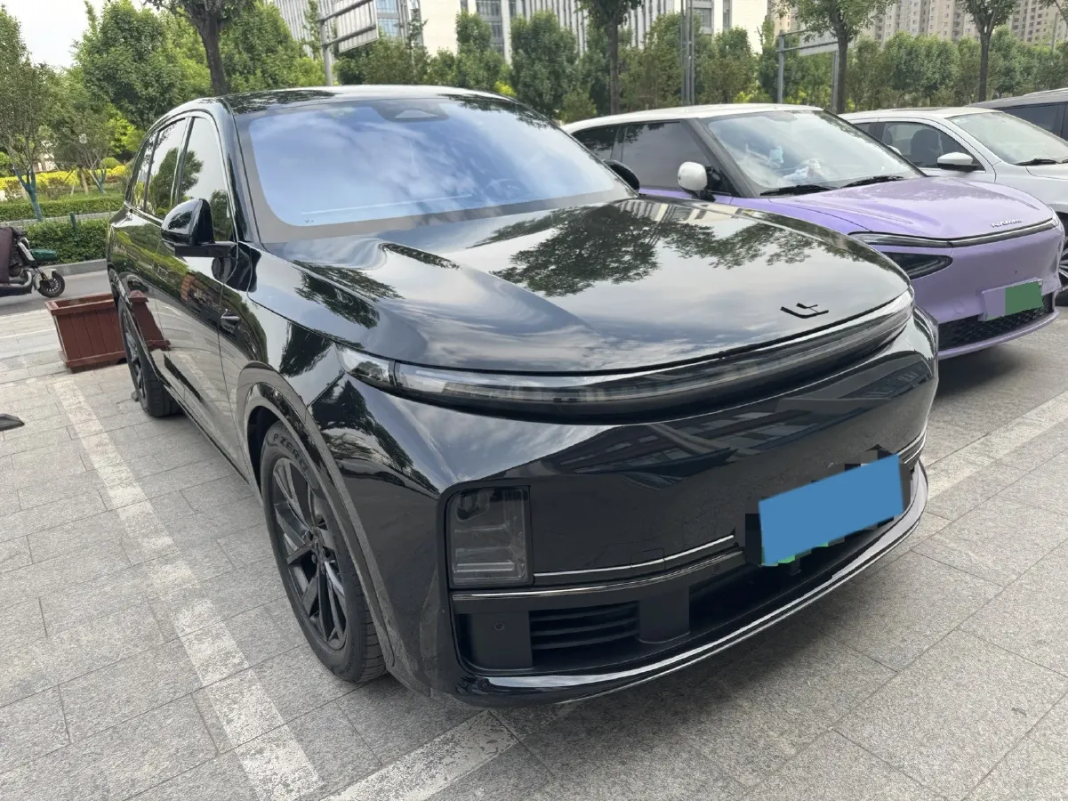 2023 Li L7 Range Extended 154HP REEV 40.9KWH,autocango,china used car exporter,china ev exporter,chinese used car exporter,chinese used ev exporter