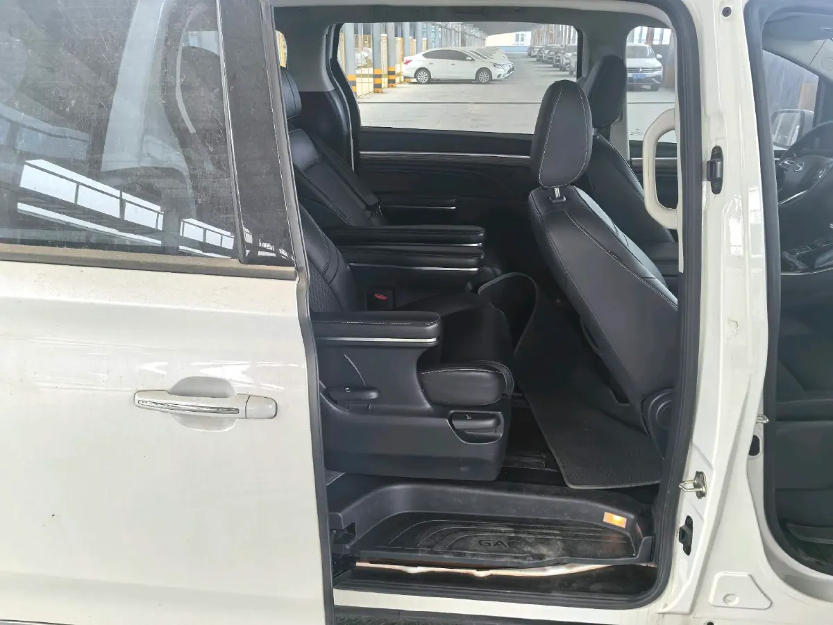 2023 GAC Trumpchi M8 2.0T 252HP L4 8AT,autocango,china used car exporter,china ev exporter,chinese used car exporter,chinese used ev exporter