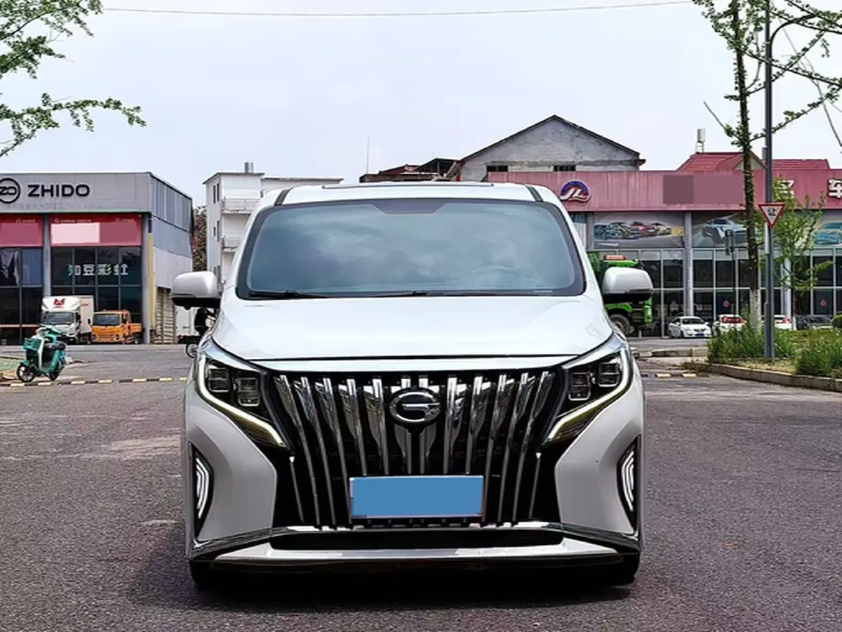 2021 GAC Trumpchi M8 2.0T 252HP L4 8AT,autocango,china used car exporter,china ev exporter,chinese used car exporter,chinese used ev exporter