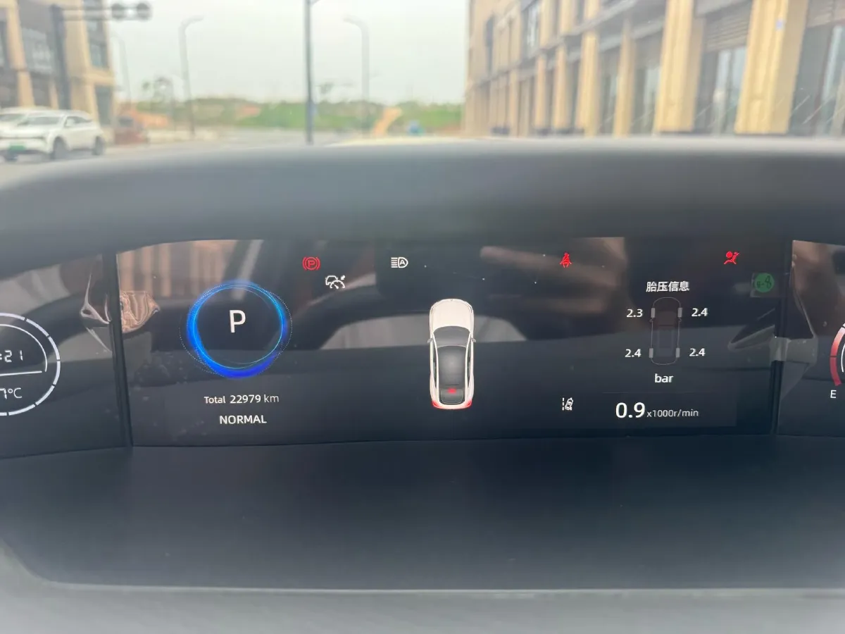 2023 ChangAn UNI-V 1.5T 188HP L4 7DCT,autocango,china used car exporter,china ev exporter,chinese used car exporter,chinese used ev exporter