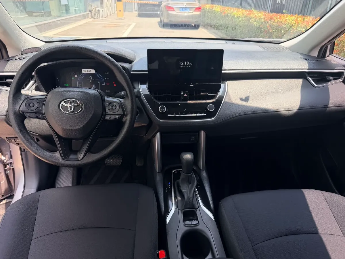 2024 Toyota Corolla Cross 2.0L 152HP L4 E-CVT Hybrid,autocango,china used car exporter,china ev exporter,chinese used car exporter,chinese used ev exporter