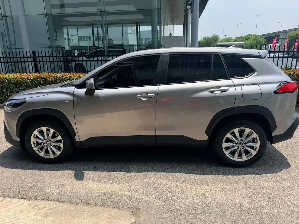 2024 Toyota Corolla Cross 2.0L 152HP L4 E-CVT Hybrid,autocango,china used car exporter,china ev exporter,chinese used car exporter,chinese used ev exporter