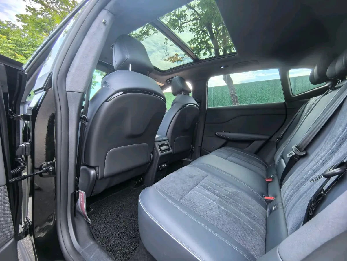 2024 Voyah ZhiYin BEV 79KWH,autocango,china used car exporter,china ev exporter,chinese used car exporter,chinese used ev exporter