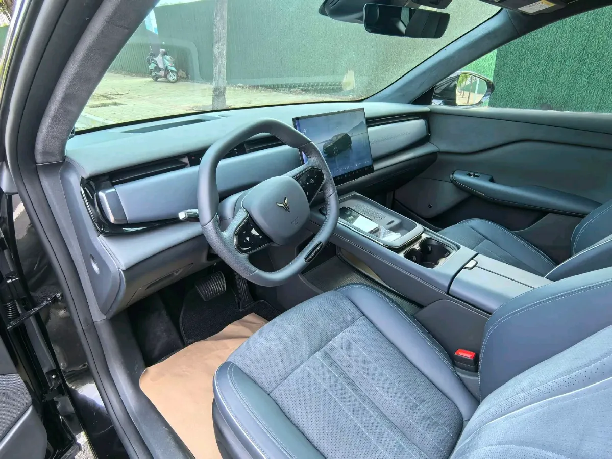 2024 Voyah ZhiYin BEV 79KWH,autocango,china used car exporter,china ev exporter,chinese used car exporter,chinese used ev exporter