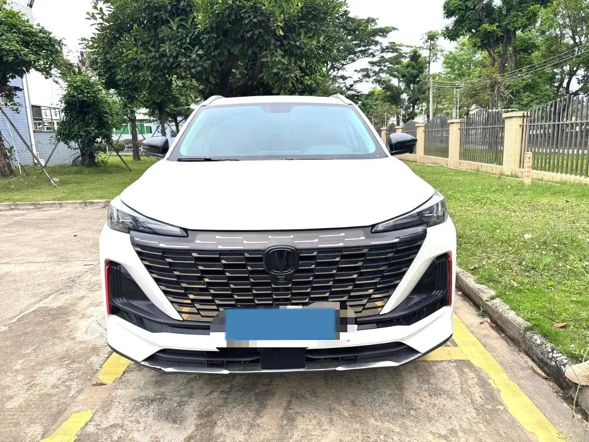 2022 ChangAn Oshan X7 Plus 1.5T 188HP L4 7DCT,autocango,china used car exporter,china ev exporter,chinese used car exporter,chinese used ev exporter