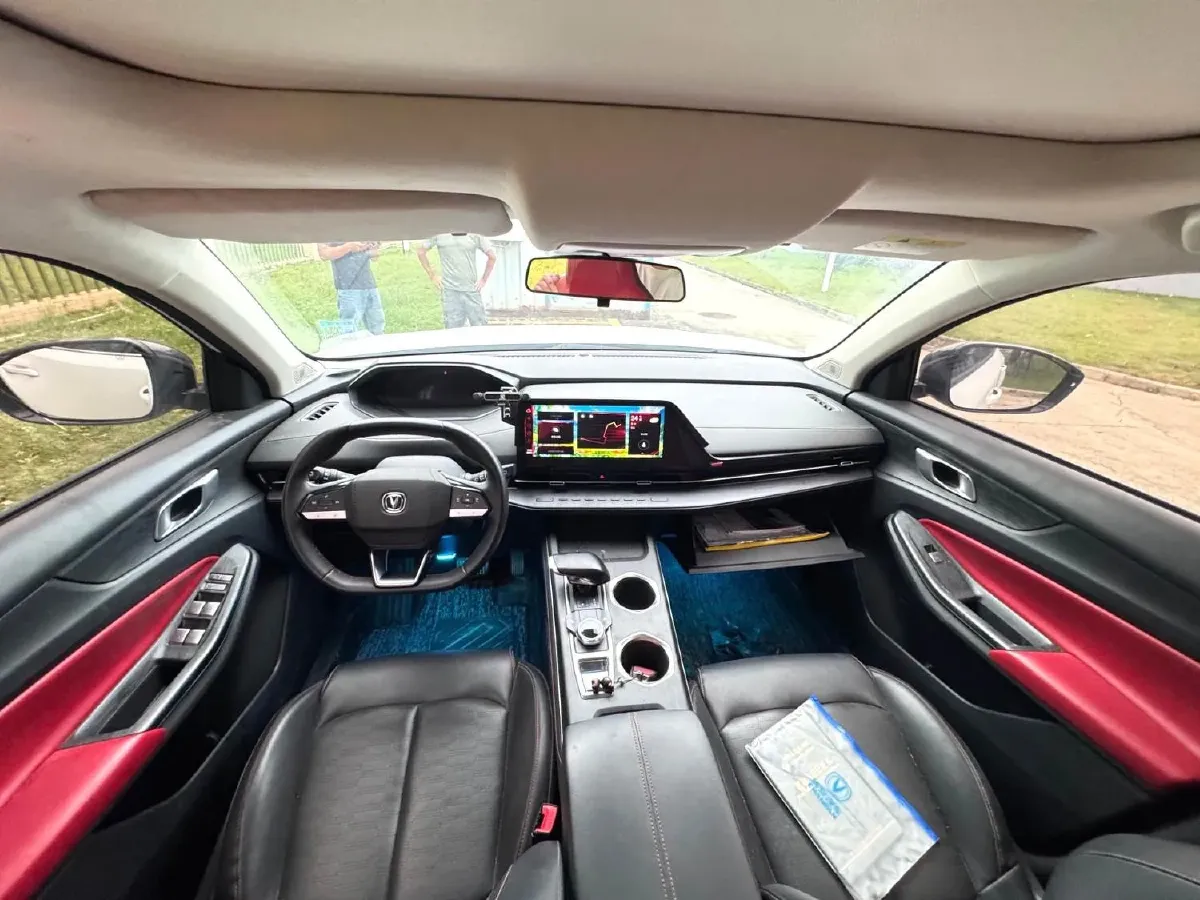 2022 ChangAn Oshan X7 Plus 1.5T 188HP L4 7DCT,autocango,china used car exporter,china ev exporter,chinese used car exporter,chinese used ev exporter