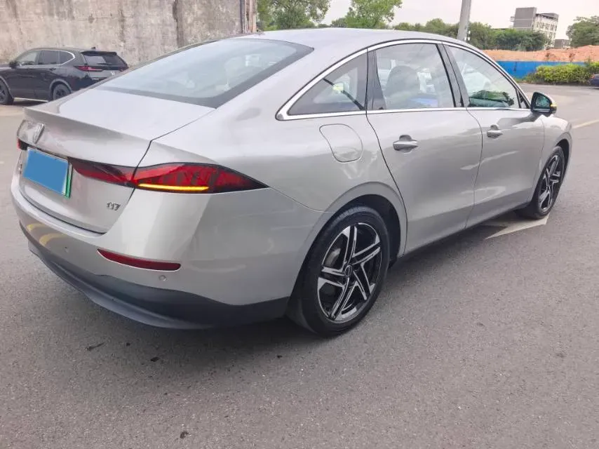 2023 Roewe D7 1.5L 112HP L4 1DHT PHEV 21.4KWH,autocango,china used car exporter,china ev exporter,chinese used car exporter,chinese used ev exporter
