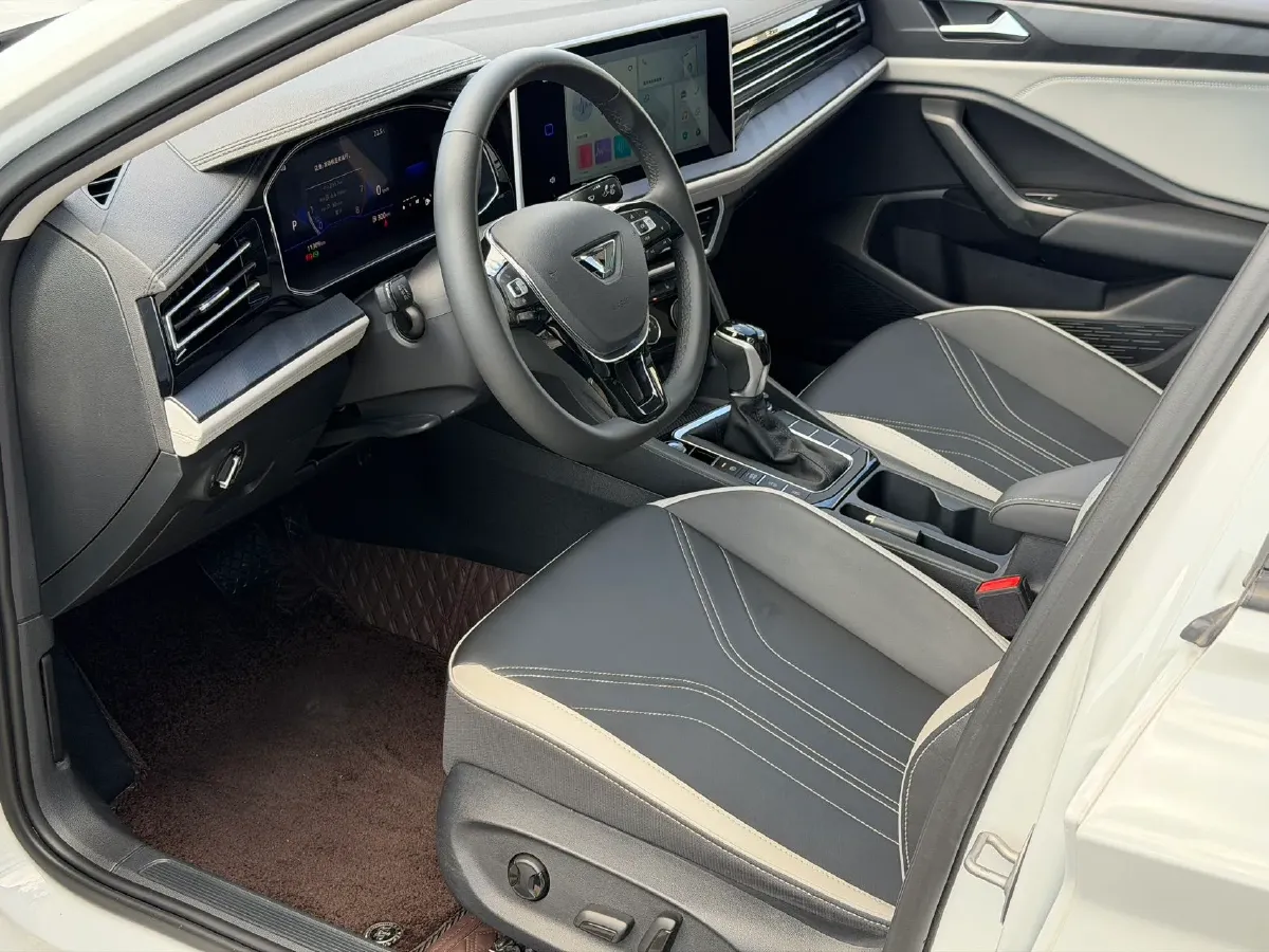2025 Jetta JettaVA7 1.4T 150HP L4 7DCT,autocango,china used car exporter,china ev exporter,chinese used car exporter,chinese used ev exporter