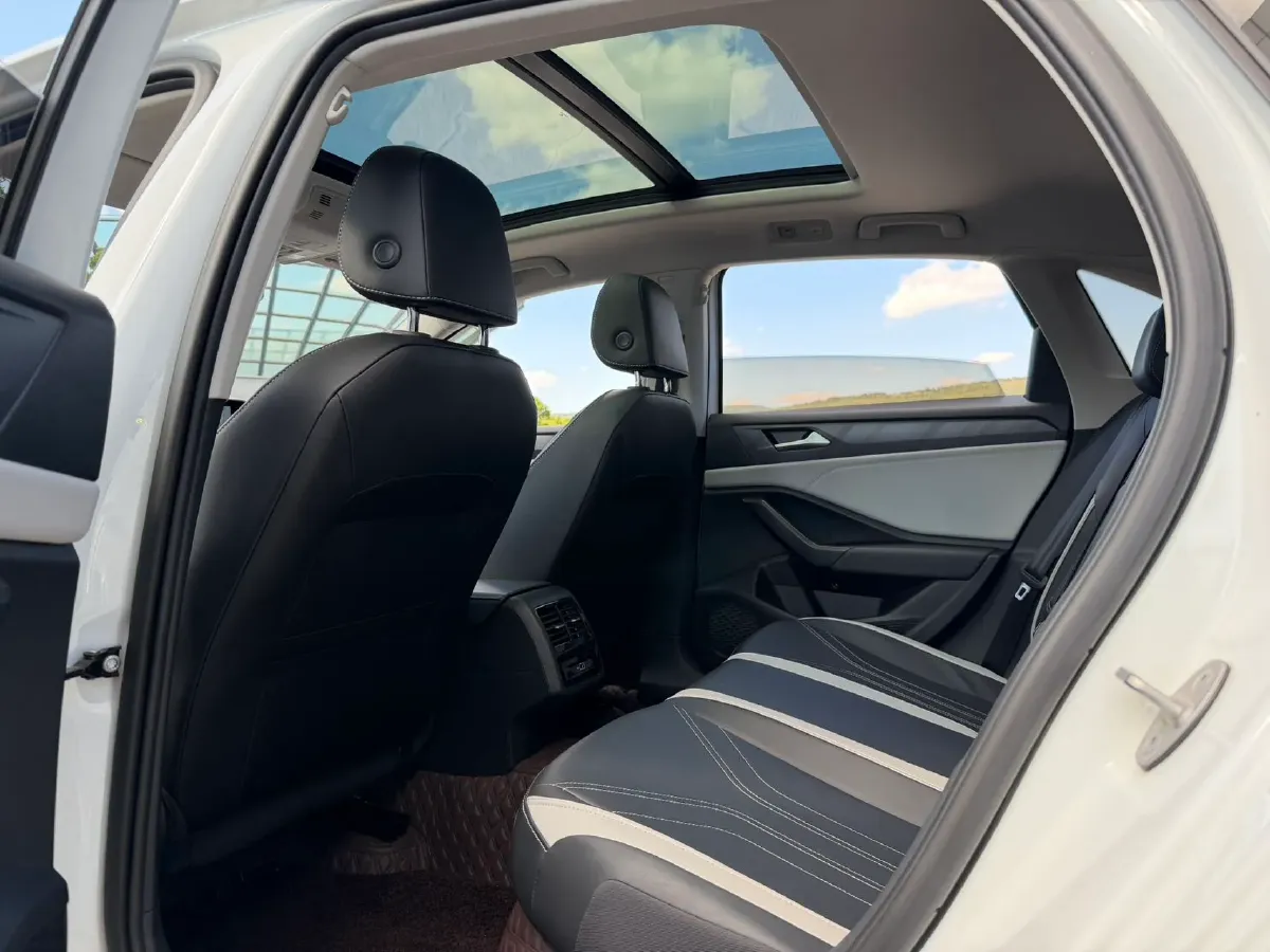 2025 Jetta JettaVA7 1.4T 150HP L4 7DCT,autocango,china used car exporter,china ev exporter,chinese used car exporter,chinese used ev exporter
