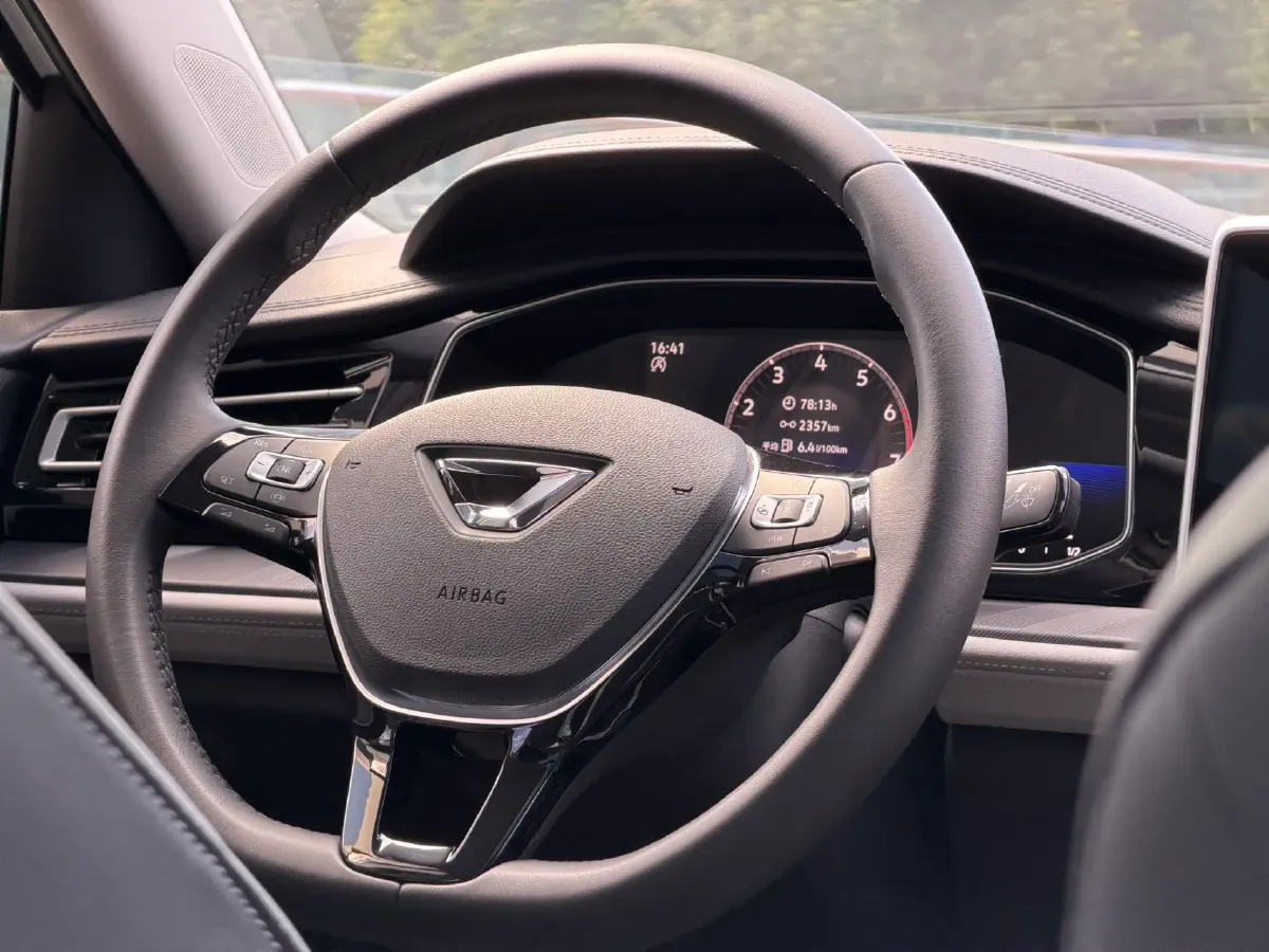 2025 Jetta JettaVA7 1.4T 150HP L4 7DCT,autocango,china used car exporter,china ev exporter,chinese used car exporter,chinese used ev exporter