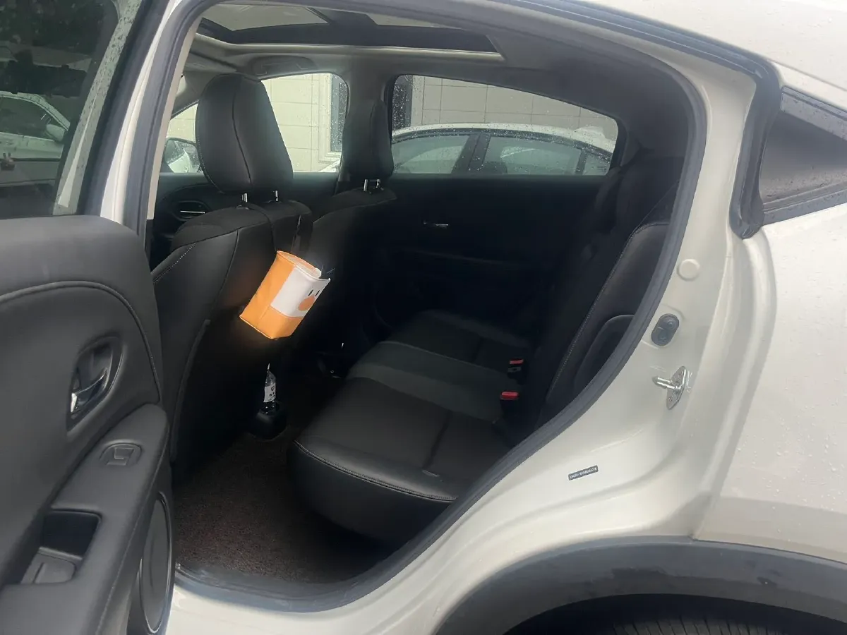 2020 Honda Vezel 1.5T 177HP L4 CVT,autocango,china used car exporter,china ev exporter,chinese used car exporter,chinese used ev exporter