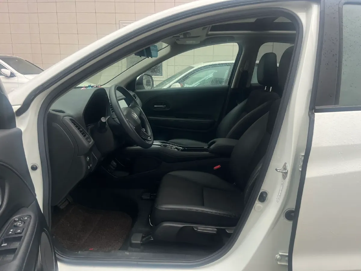 2020 Honda Vezel 1.5T 177HP L4 CVT,autocango,china used car exporter,china ev exporter,chinese used car exporter,chinese used ev exporter