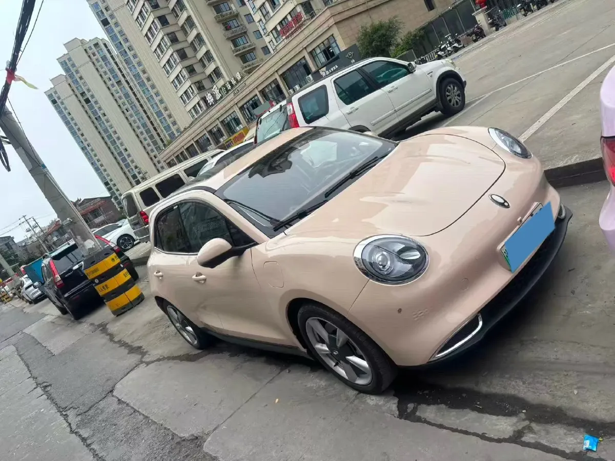 2022 ChangAn Oshan X7 Plus 1.5T 188HP L4 7DCT,autocango,china used car exporter,china ev exporter,chinese used car exporter,chinese used ev exporter