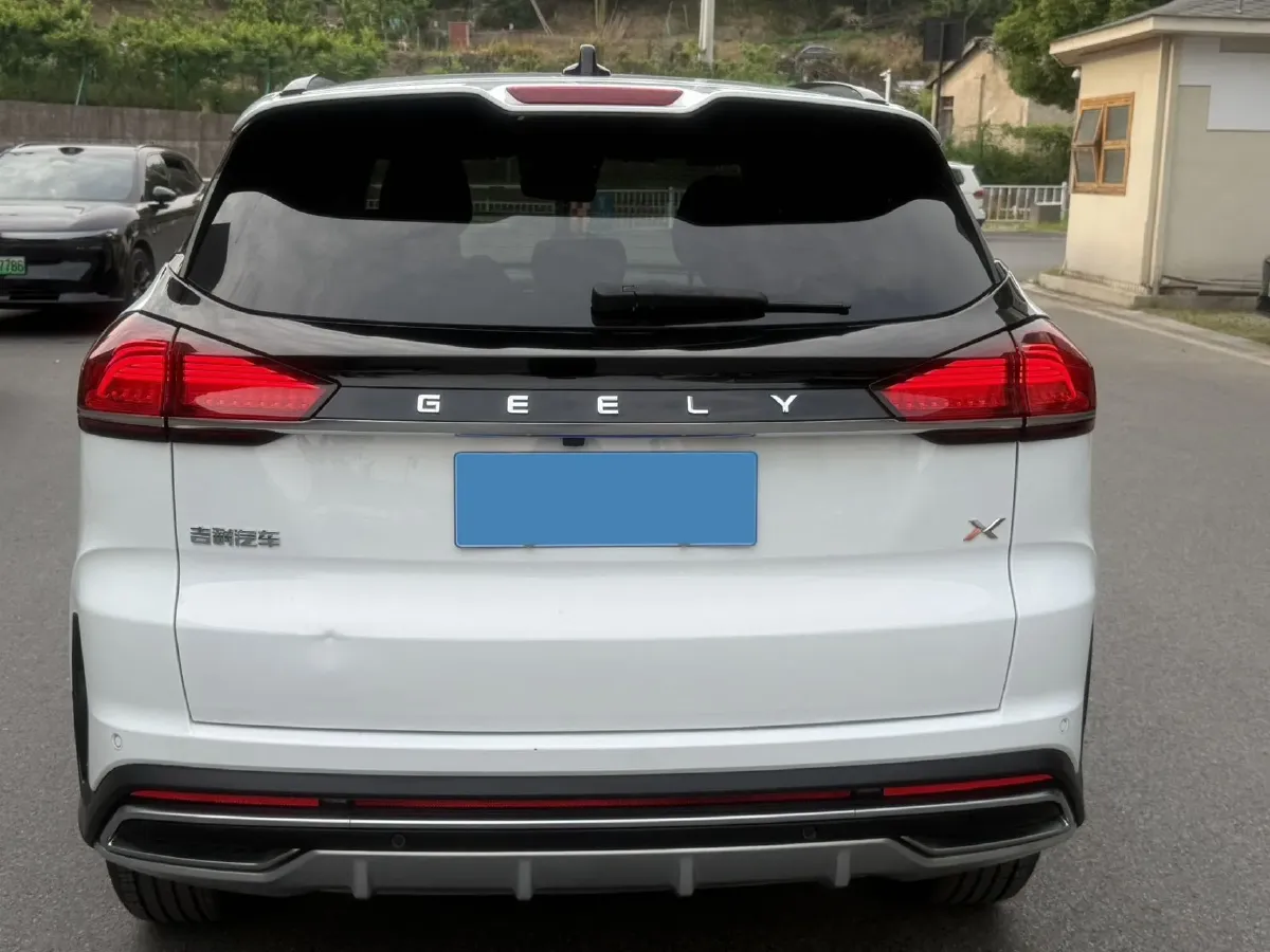 2022 Geely Azkarra 1.8T 184HP L4 7DCT,autocango,china used car exporter,china ev exporter,chinese used car exporter,chinese used ev exporter