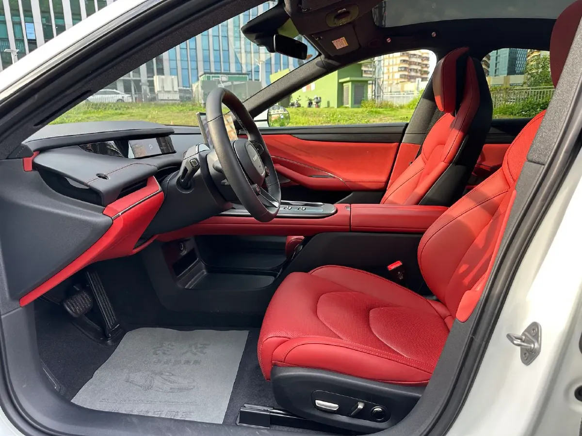 2024 MI SU7 BEV 73.6KWH,autocango,china used car exporter,china ev exporter,chinese used car exporter,chinese used ev exporter