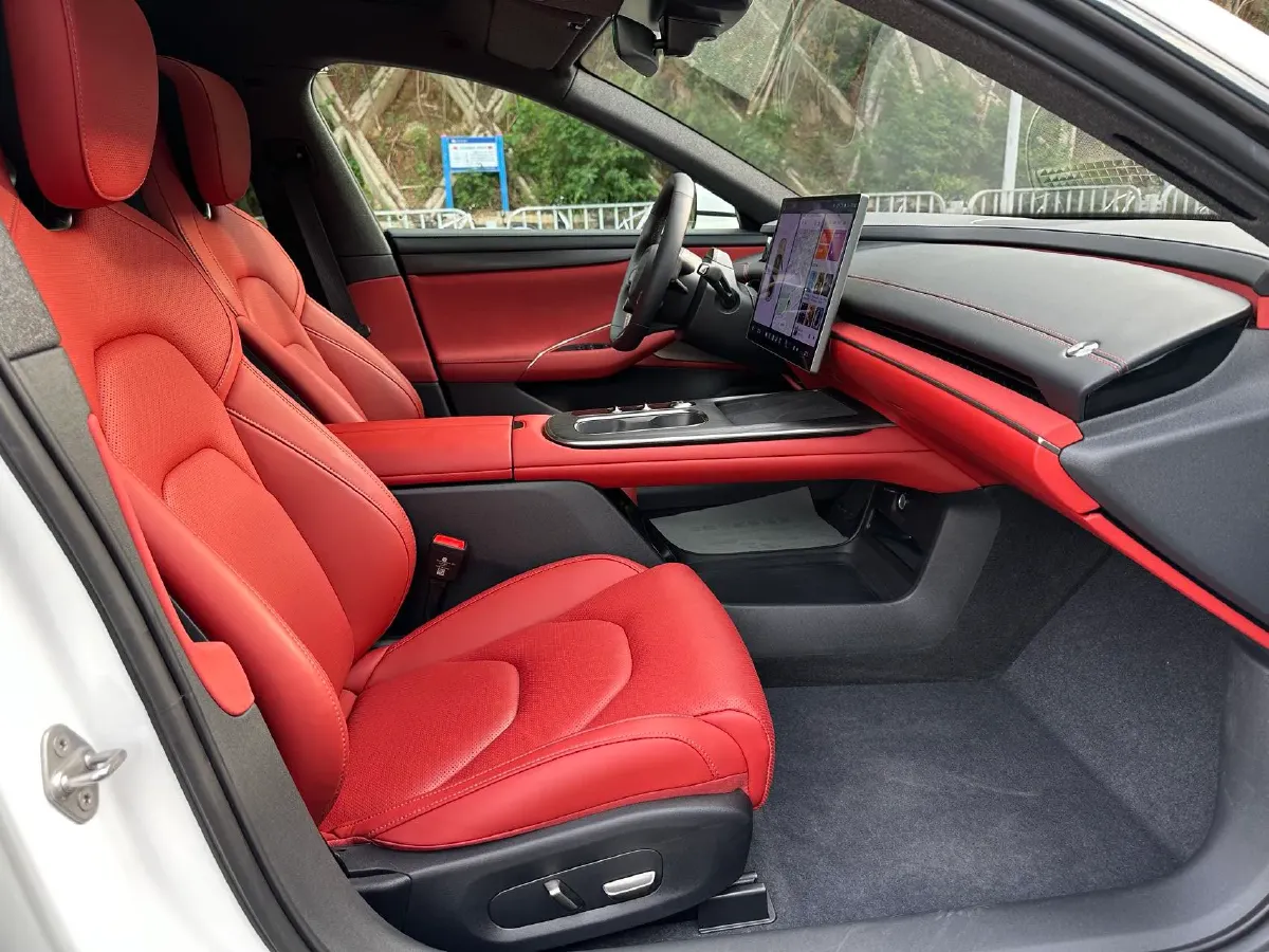 2024 MI SU7 BEV 73.6KWH,autocango,china used car exporter,china ev exporter,chinese used car exporter,chinese used ev exporter