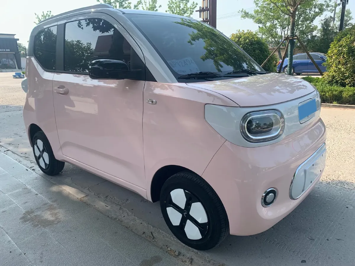 2024 WuLing HongGuang MINI EV BEV 17.3KWH,autocango,china used car exporter,china ev exporter,chinese used car exporter,chinese used ev exporter