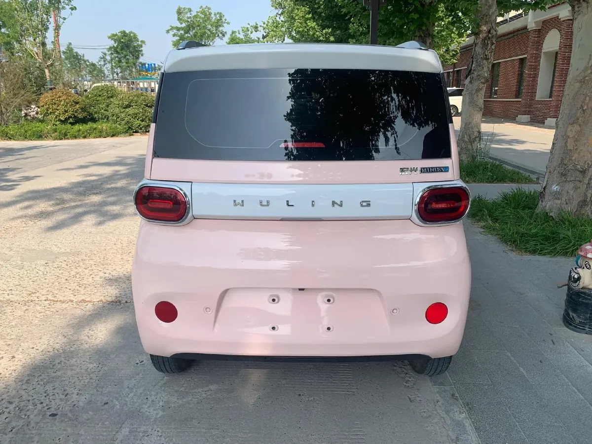 2024 WuLing HongGuang MINI EV BEV 17.3KWH,autocango,china used car exporter,china ev exporter,chinese used car exporter,chinese used ev exporter