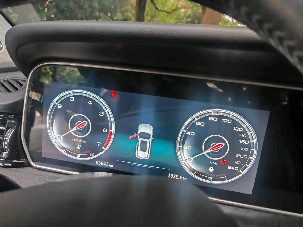 2022 HongQi HS5 2.0T 224HP L4 6AT,autocango,china used car exporter,china ev exporter,chinese used car exporter,chinese used ev exporter