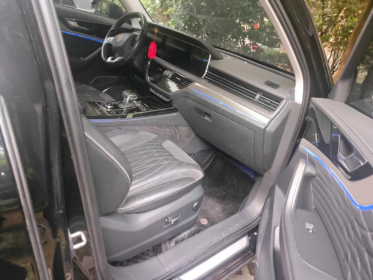 2022 HongQi HS5 2.0T 224HP L4 6AT,autocango,china used car exporter,china ev exporter,chinese used car exporter,chinese used ev exporter