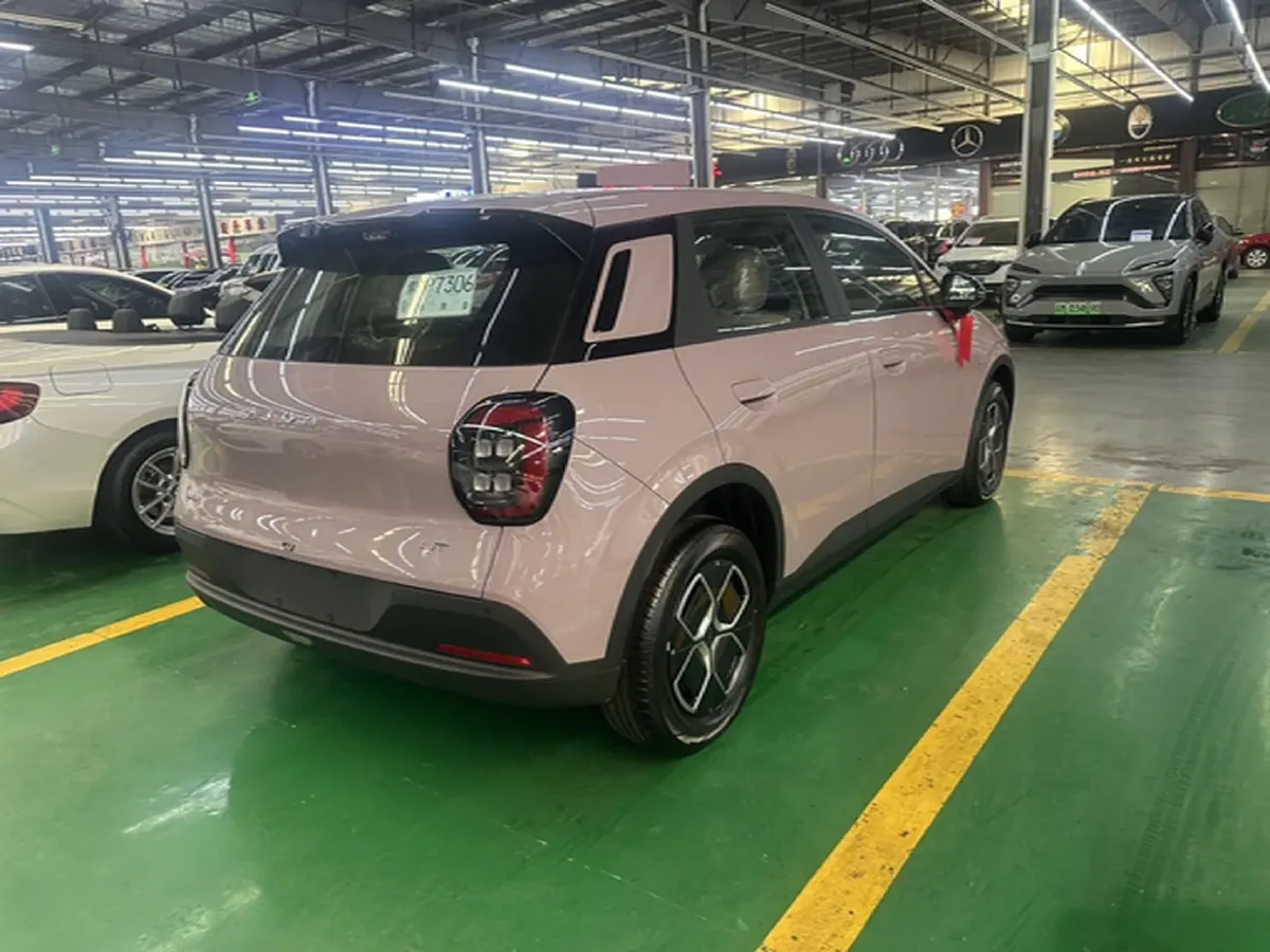 2025 Aion AION UT BEV,autocango,china used car exporter,china ev exporter,chinese used car exporter,chinese used ev exporter