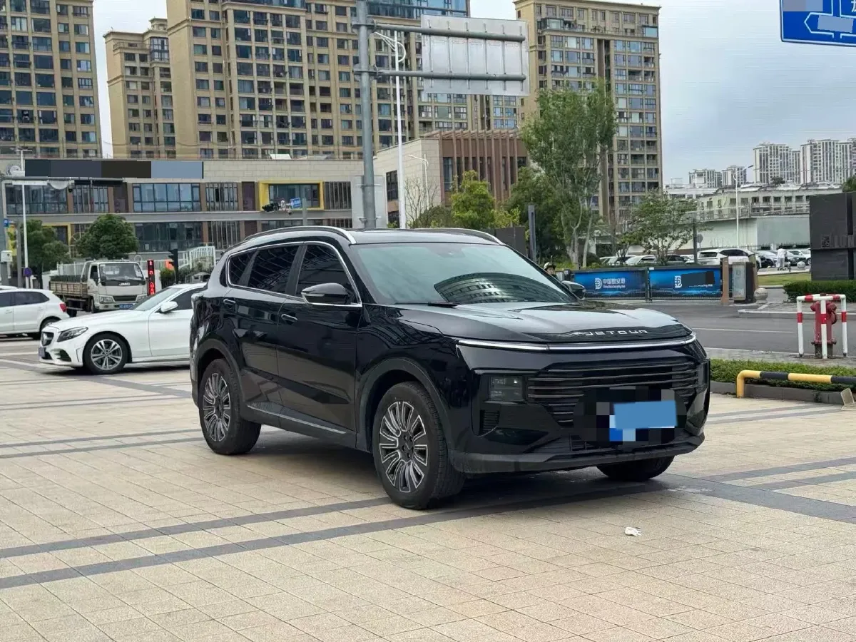 2025 Jetour X70 Plus 1.5T 156HP L4 6DCT,autocango,china used car exporter,china ev exporter,chinese used car exporter,chinese used ev exporter