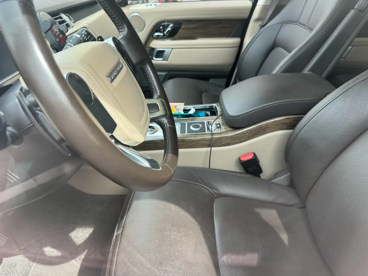 2019 BMW 7 Series 3.0T 340HP L6 8AT,autocango,china used car exporter,china ev exporter,chinese used car exporter,chinese used ev exporter