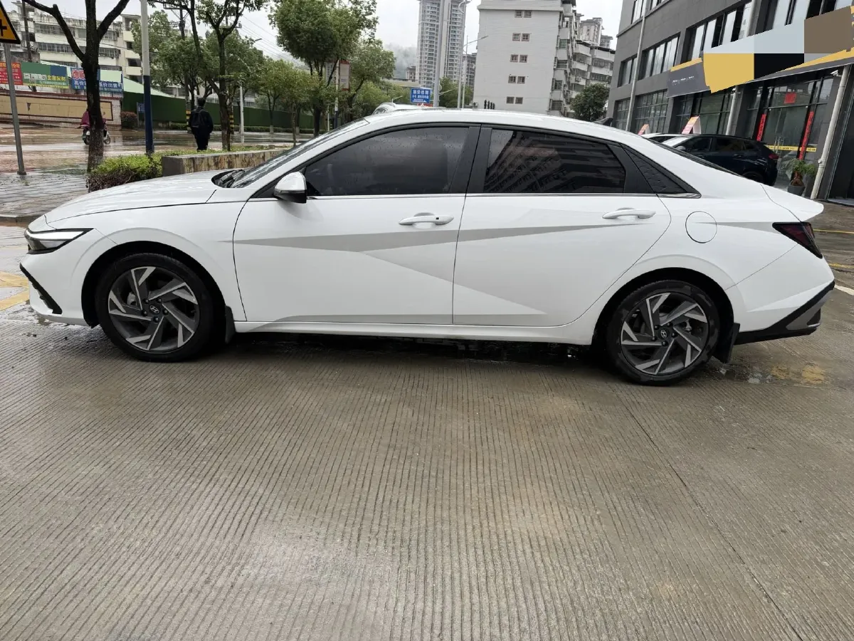 2023 Hyundai Elantra 1.5L 115HP L4 CVT,autocango,china used car exporter,china ev exporter,chinese used car exporter,chinese used ev exporter