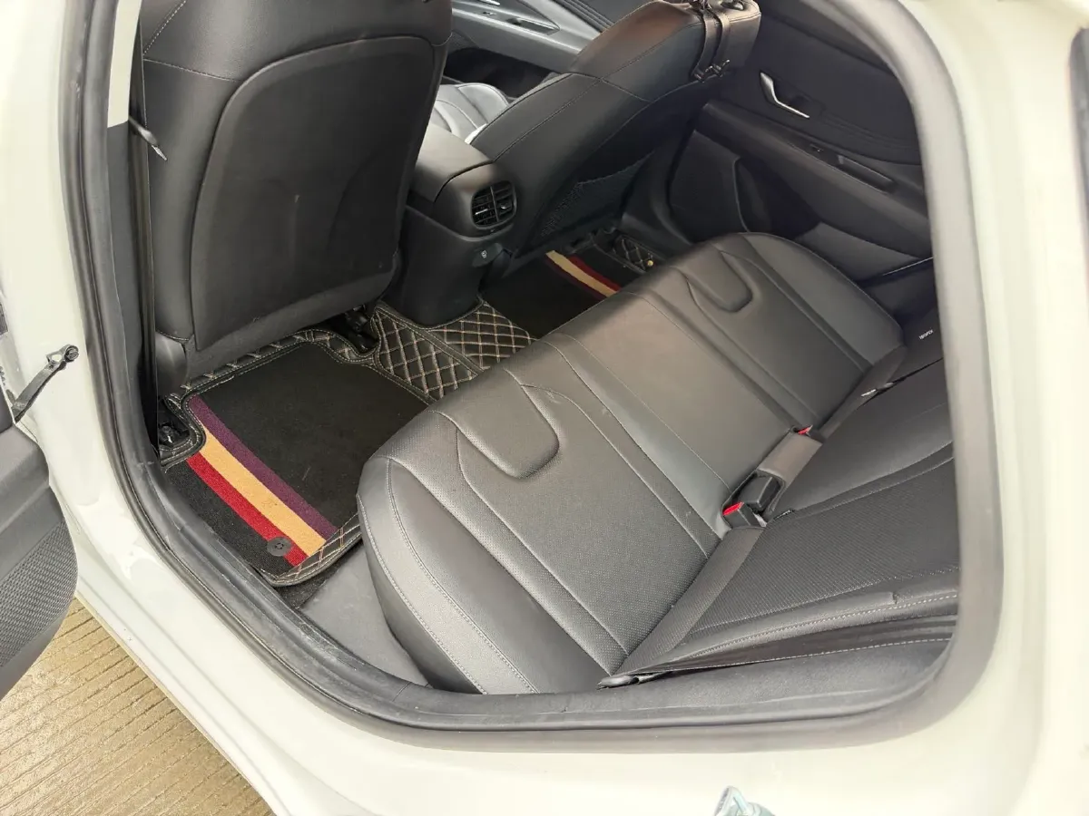 2023 Hyundai Elantra 1.5L 115HP L4 CVT,autocango,china used car exporter,china ev exporter,chinese used car exporter,chinese used ev exporter